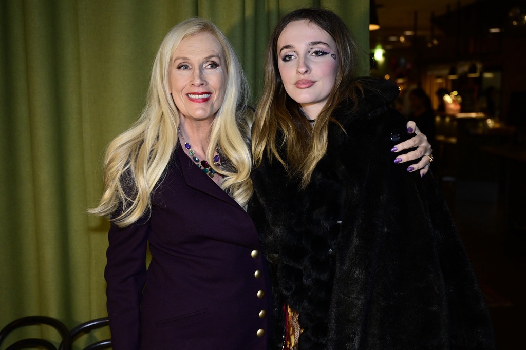 Erika Perssons pappa död