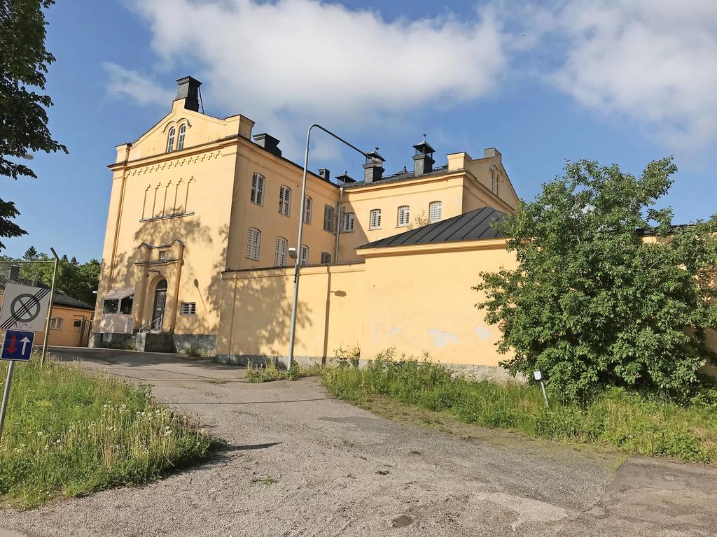 Riksanstalten blir fängelse – 70 kan få jobb