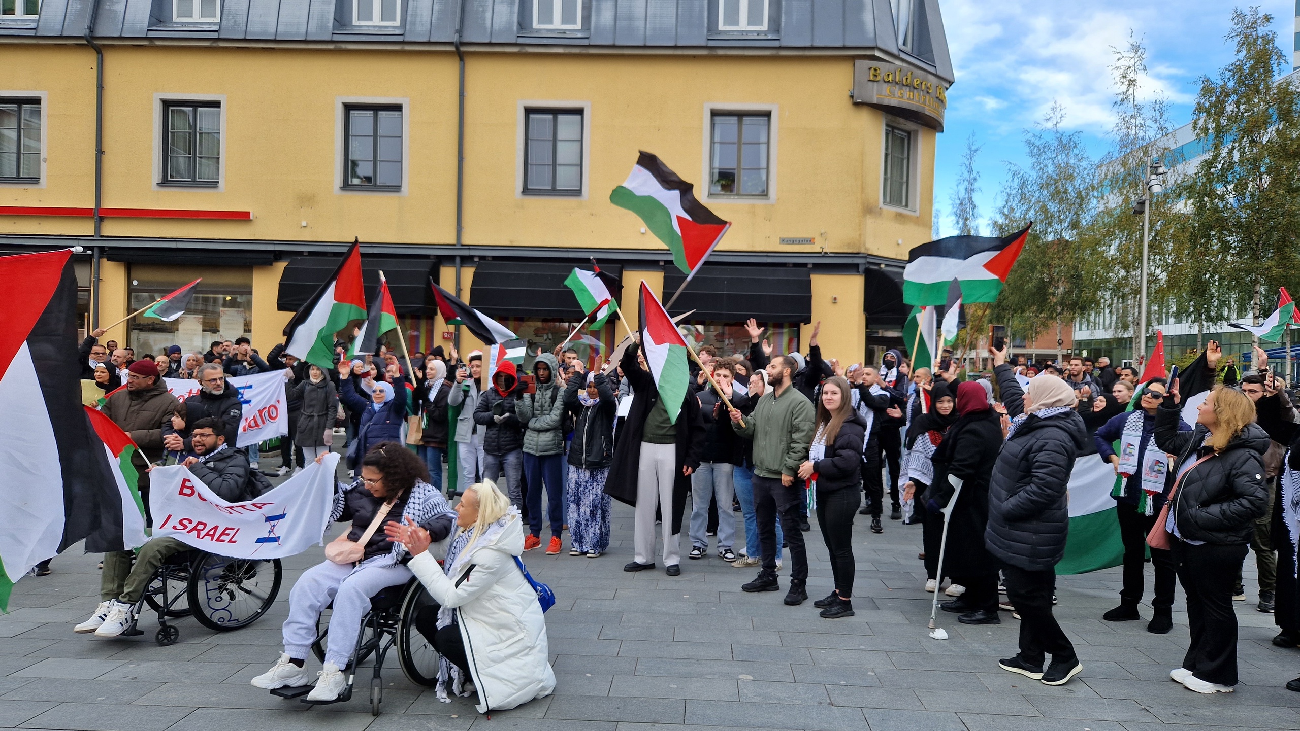Palestinier demonstrerade i centrala Umeå