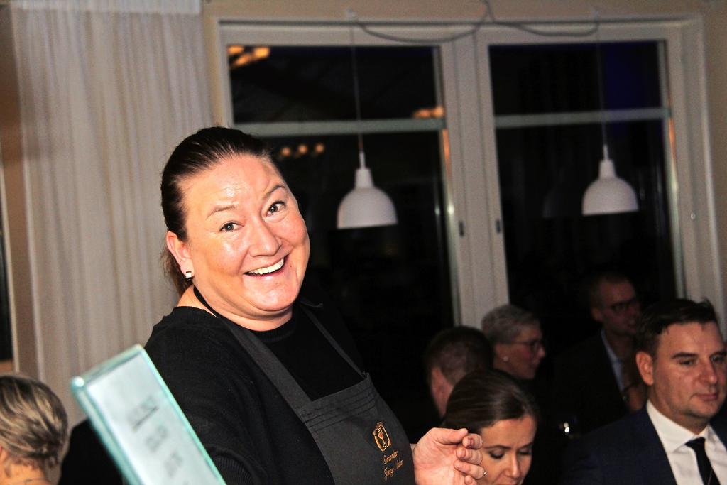 Jenny driver restaurang i hemmet
