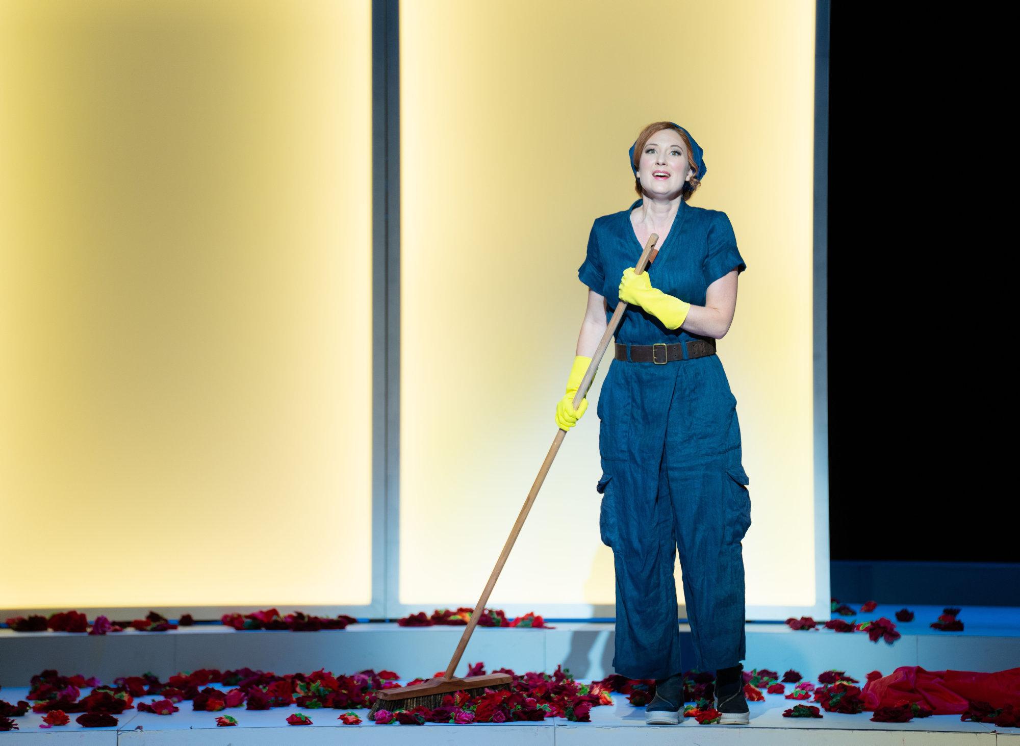Lekfull opera har något för alla